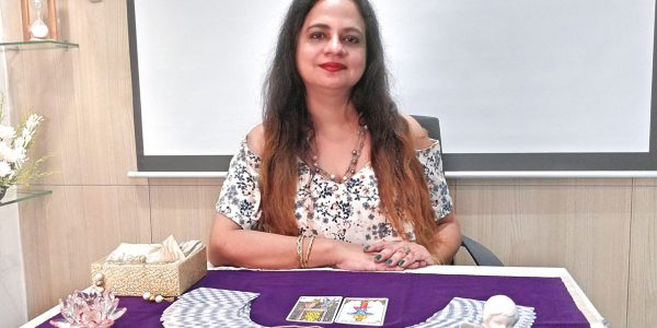 Tarot-Dr-Nonah-Khanna